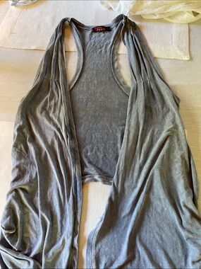 Blue tee shirt vest with sequins size small